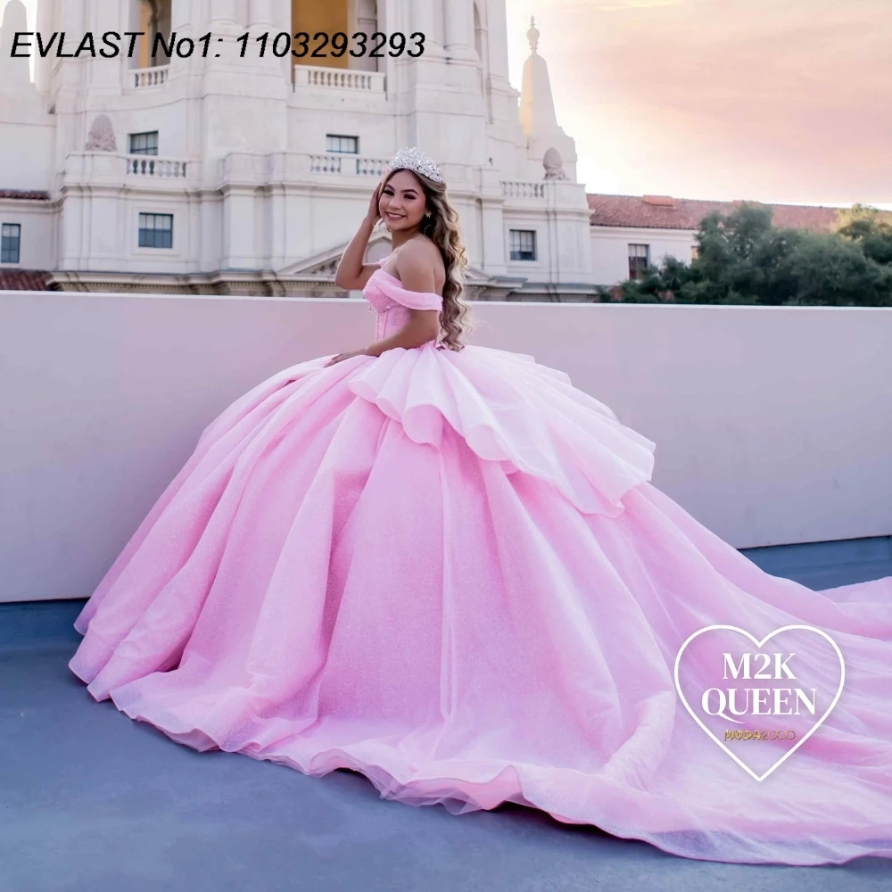 EVLAST Customized Glittering Pink Ball Gown Quinceanera Dress Shiny Applique Beading Sweet 16th Party Vestidos De 15 Anos E1Q544
EVLAST Customized Glittering Pink Ball Gown Quinceanera Dress Shiny Applique Beading Sweet 16th Party Vestidos De 15 Anos E1Q544