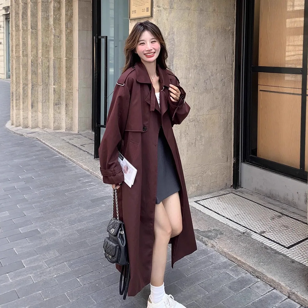 SuperAen 2026, весенне-осенние новые двубортные свободные длинные плащи в корейском стиле для женщин, однотонные пальто на шнуровке
SuperAen 2026, весенне-осенние новые двубортные свободные длинные плащи в корейском стиле для женщин, однотонные пальто на шнуровке