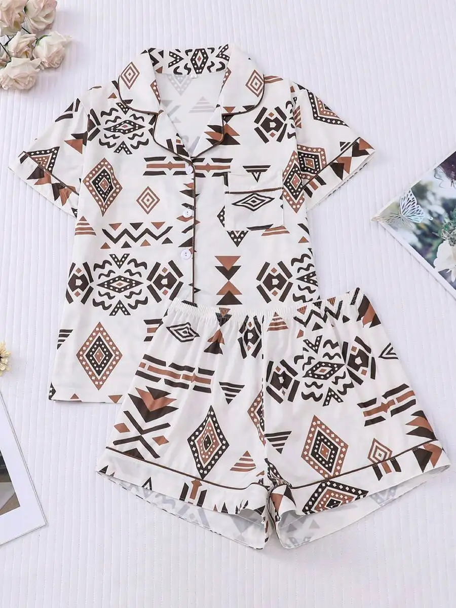 2pcs Women Sleepwear Set Geometric Print Short Sleeve Collared Top And Shorts
2pcs Women Sleepwear Set Geometric Print Short Sleeve Collared Top And Shorts