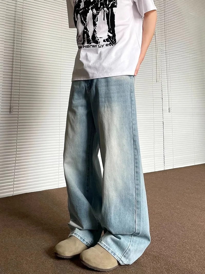 Retro Washed Light Blue Denim Jeans Men Loose Straight Leg Casual Versatile American High Street Style Long Pants Trendy
Retro Washed Light Blue Denim Jeans Men Loose Straight Leg Casual Versatile American High Street Style Long Pants Trendy