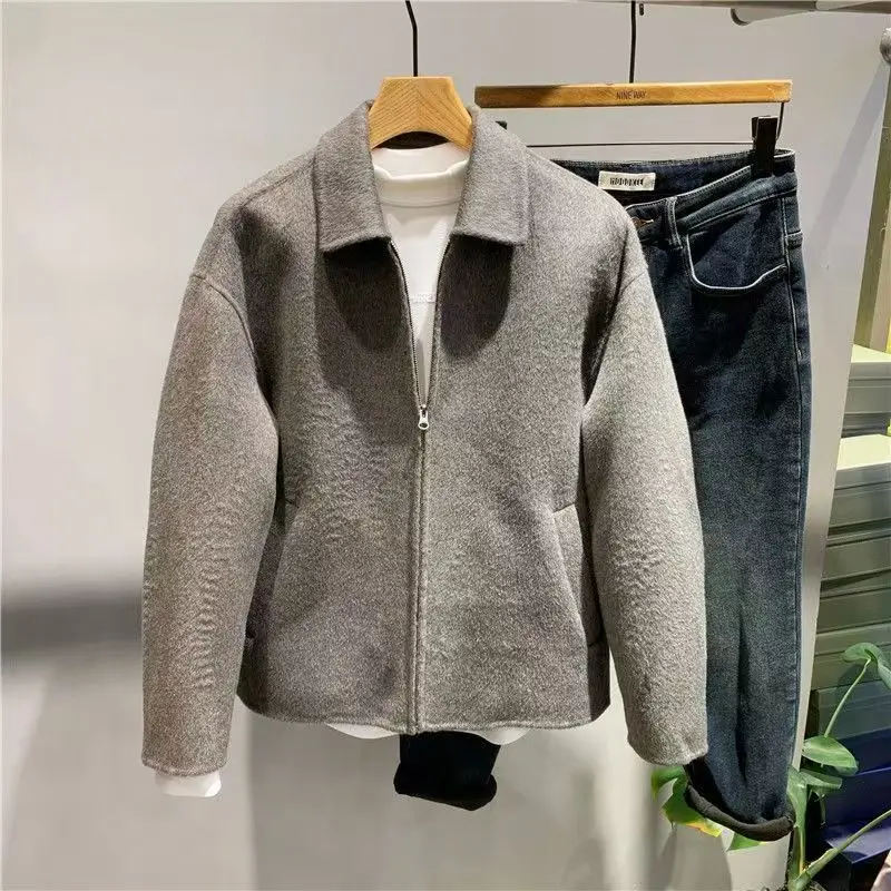 Осенне-зимнее мужское модное шерстяное пальто, повседневное, легкое, роскошное, Jaet Youth (3) Sle, с длинным светом, откидной воротник
Осенне-зимнее мужское модное шерстяное пальто, повседневное, легкое, роскошное, Jaet Youth (3) Sle, с длинным светом, откидной воротник