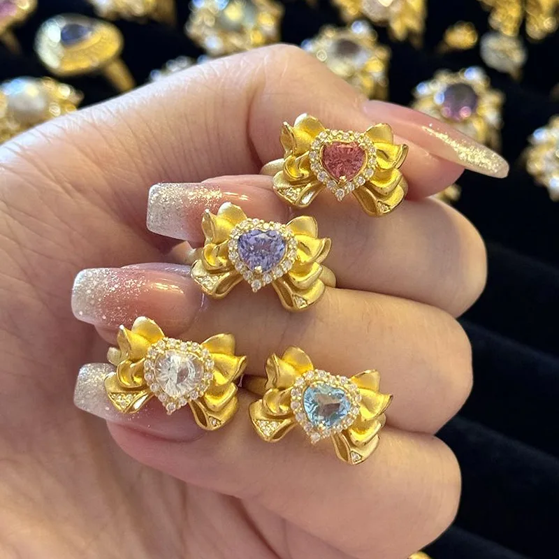 Exquisite palace style brushed bowknot heart-shaped rings for women luxury and cute full diamonds purple engagement ring jewelr
Exquisite palace style brushed bowknot heart-shaped rings for women luxury and cute full diamonds purple engagement ring jewelr