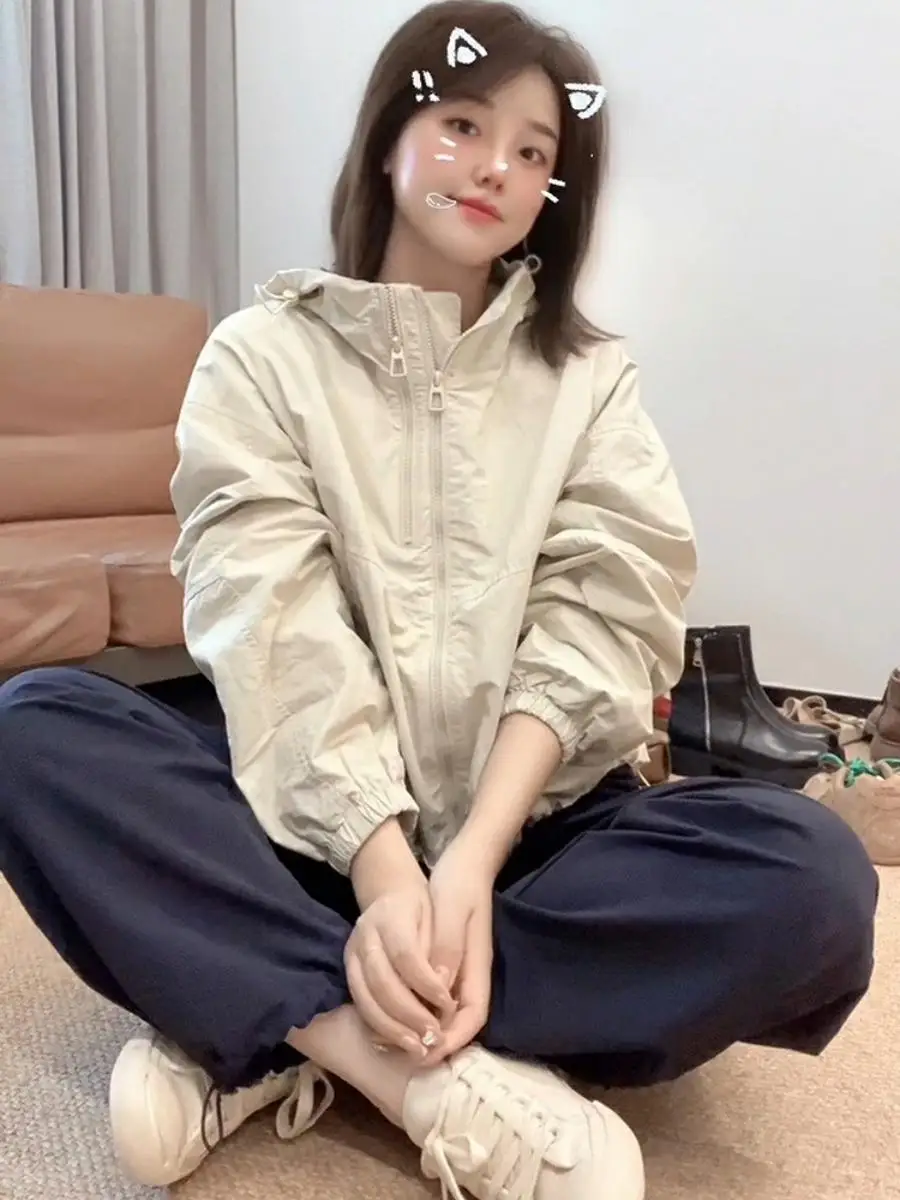 Short American Style Hooded Jacket Women's Spring Autumn Loose Casual Coat Top Small Size Commute Style Zipper Pocket
Short American Style Hooded Jacket Women's Spring Autumn Loose Casual Coat Top Small Size Commute Style Zipper Pocket