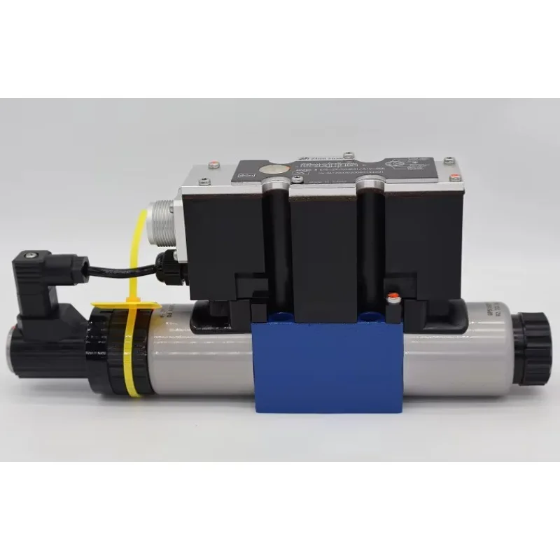 Made in China 4WREE Series 4WREE6 4WREE10 Series Hydraulic Proportional Directional Control Valve R901496432 4WREE6W32-3X/V/24A1
Made in China 4WREE Series 4WREE6 4WREE10 Series Hydraulic Proportional Directional Control Valve R901496432 4WREE6W32-3X/V/24A1