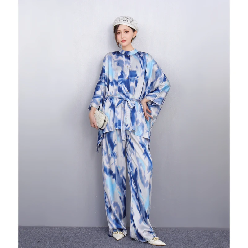 Весна-лето 2024, новые элегантные женские свободные рубашки с принтом, топ, широкие брюки, комплект из двух предметов, оптовая продажа J1147
Весна-лето 2024, новые элегантные женские свободные рубашки с принтом, топ, широкие брюки, комплект из двух предметов, оптовая продажа J1147