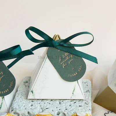 Gift Box Green Triangular Pyramid Marble Candy Box Wedding Favors and Gifts Packing Chocolate Boxes Baby Shower Party Supplies
Gift Box Green Triangular Pyramid Marble Candy Box Wedding Favors and Gifts Packing Chocolate Boxes Baby Shower Party Supplies