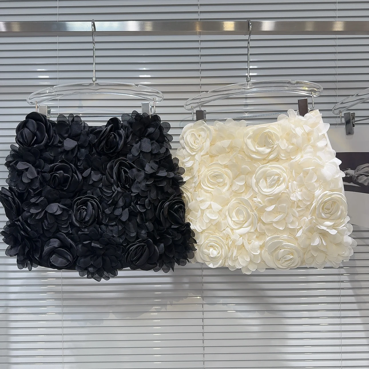 Юбка трапециевидной формы с цветочным принтом Ele Ladylike f-длины Недобываемые весенне-осенние обязательные юбки
Юбка трапециевидной формы с цветочным принтом Ele Ladylike f-длины Недобываемые весенне-осенние обязательные юбки