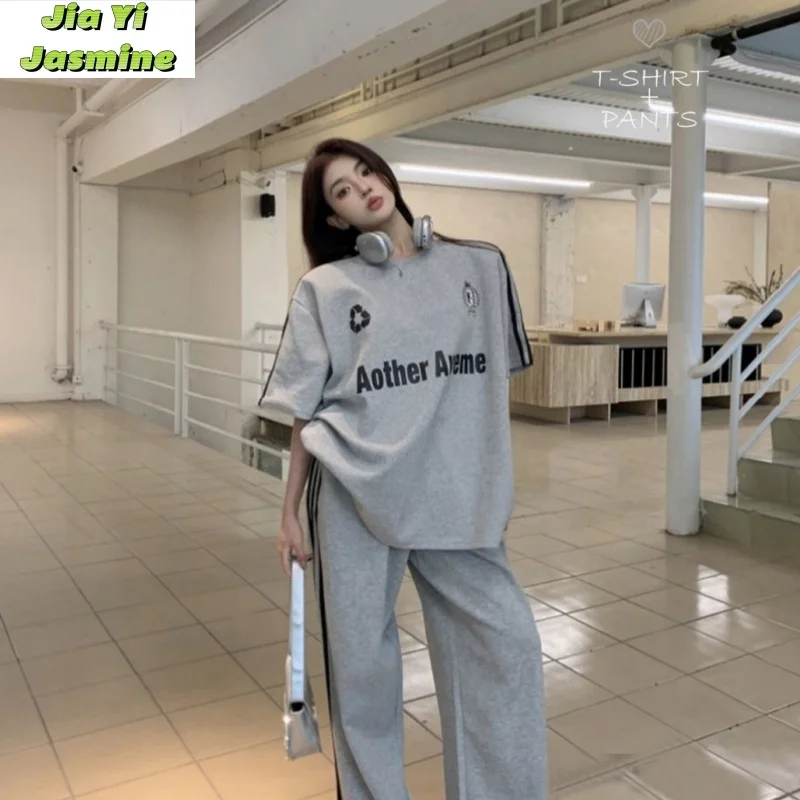 American Letter Printed Short Sleeved Summer New High Waisted Straight Leg Pants Casual Pants Two-piece Set
American Letter Printed Short Sleeved Summer New High Waisted Straight Leg Pants Casual Pants Two-piece Set