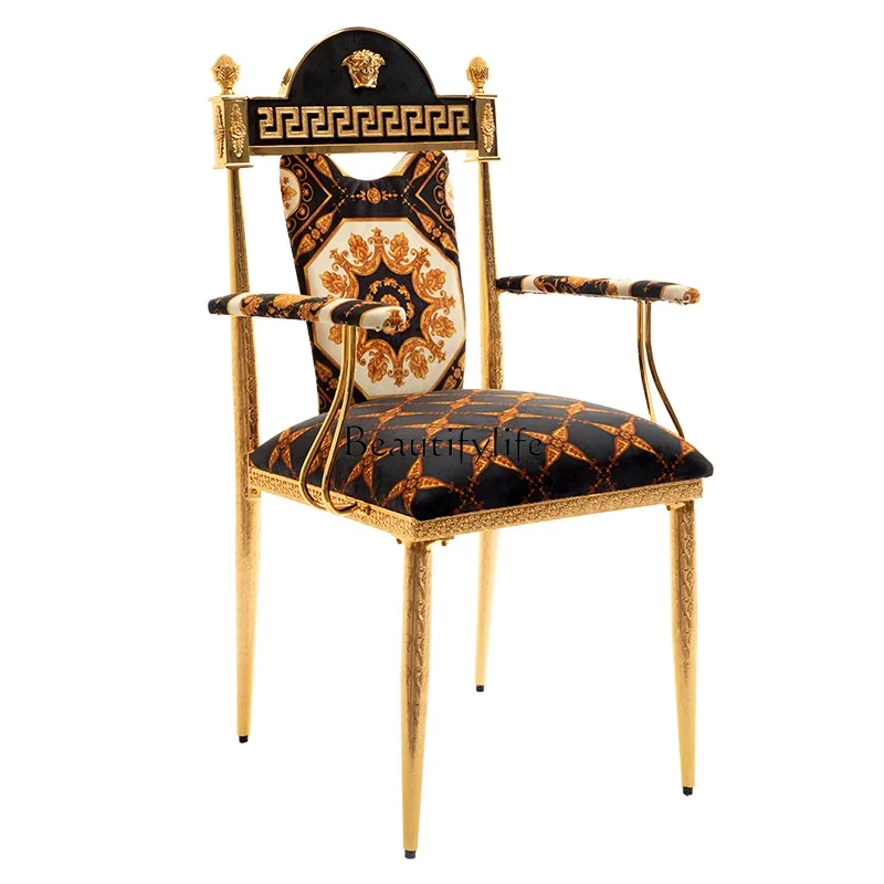 FG28European dining chair metal carved retro flannel leisure chair marble table comfortable sedentary table and chairs
FG28European dining chair metal carved retro flannel leisure chair marble table comfortable sedentary table and chairs
