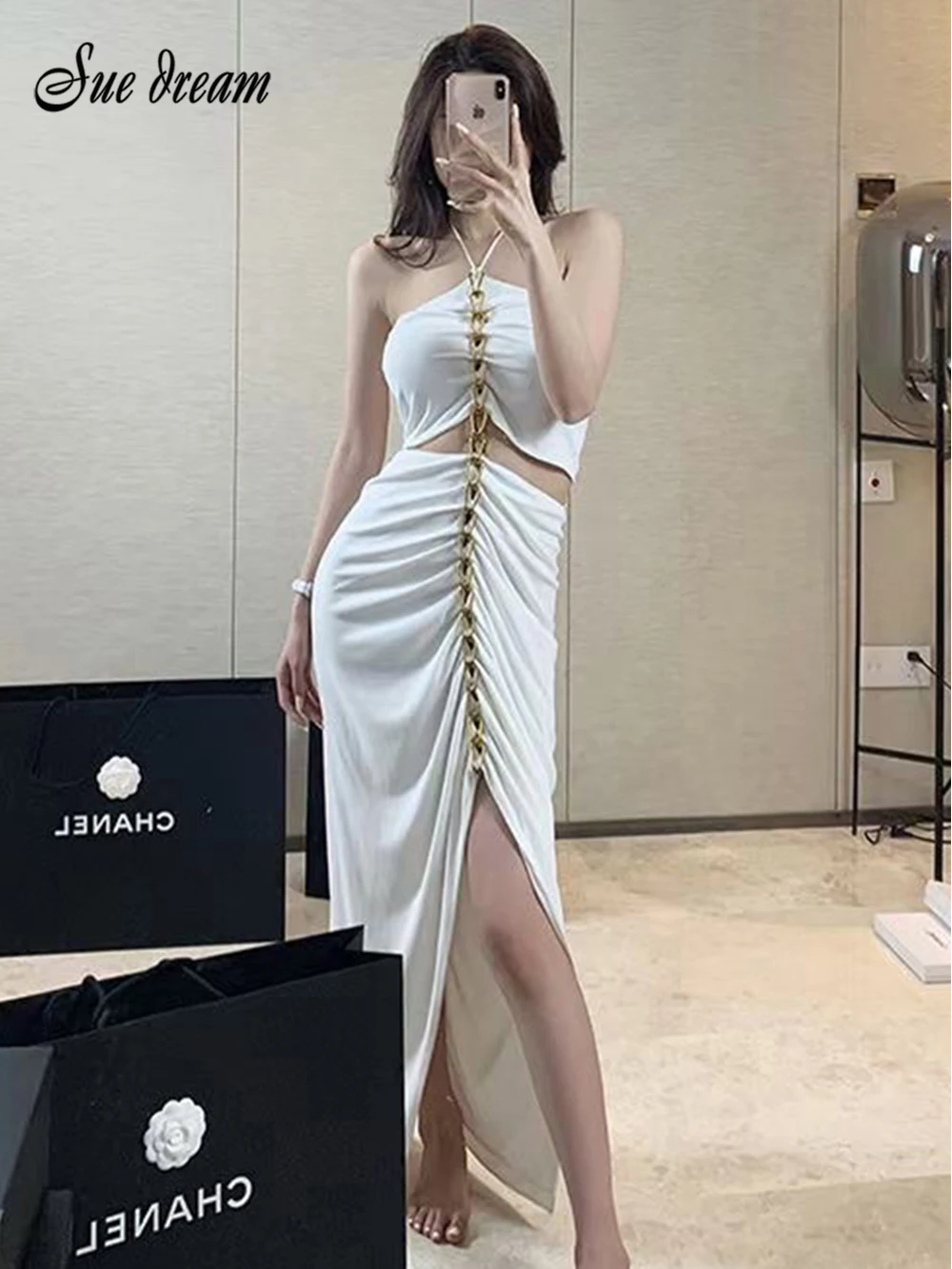 Fashion Summer Ladies 2021 Sexy Halter Neck Metal Chain Hollow Backless Slim Long Dress Elegant Designer Club Party Dress
Fashion Summer Ladies 2021 Sexy Halter Neck Metal Chain Hollow Backless Slim Long Dress Elegant Designer Club Party Dress