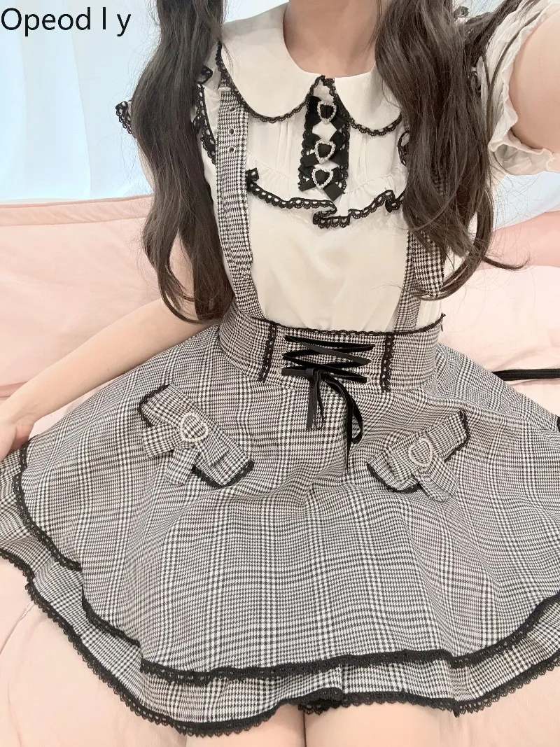 Japanese Original Mass Production Black Pink Doll Collar Bubble Sleeve Shirt Mine Sweet Cool Girl Thin Lace Strap Skirt Set
Japanese Original Mass Production Black Pink Doll Collar Bubble Sleeve Shirt Mine Sweet Cool Girl Thin Lace Strap Skirt Set