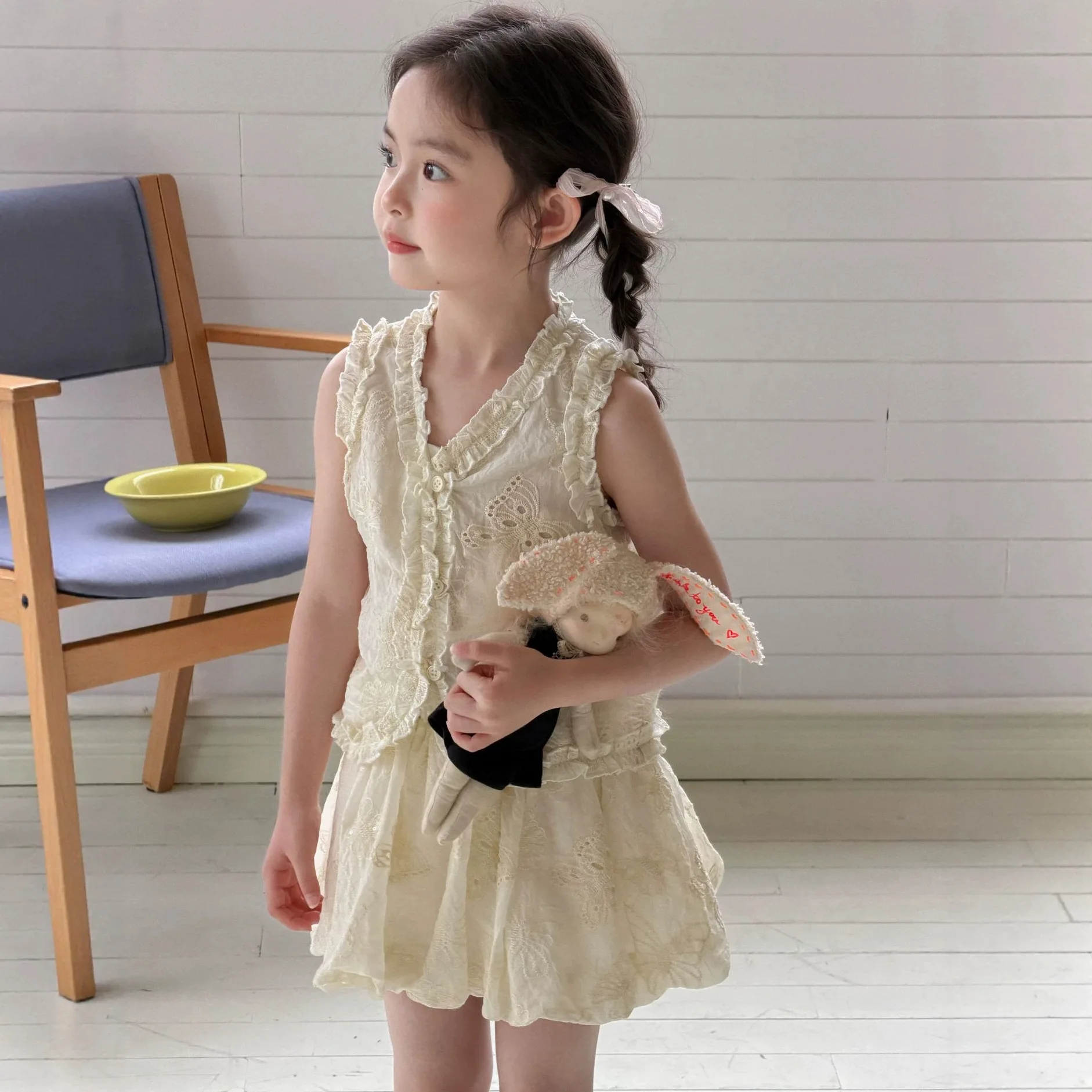 Girls Set 2026 Fashionable Summer New Kids Stylish Chic Princess Lace Embroidered Cotton Two Piece Set
Girls Set 2026 Fashionable Summer New Kids Stylish Chic Princess Lace Embroidered Cotton Two Piece Set