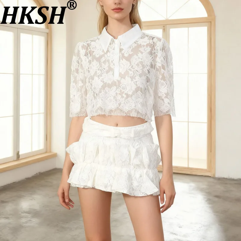 HKSH Spring Summer New Women Two-piece Set Lace Turn-down Collar Half Sleeves French Shirt Ruffled Short Skirt Sexy Tide HK16742
HKSH Spring Summer New Women Two-piece Set Lace Turn-down Collar Half Sleeves French Shirt Ruffled Short Skirt Sexy Tide HK16742
