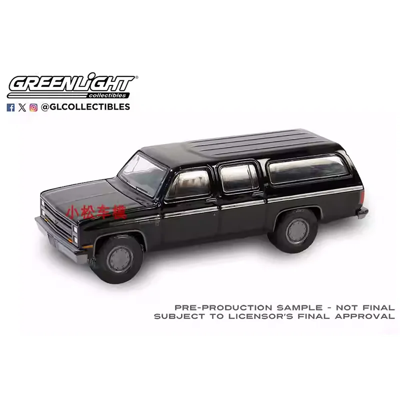 Коллекционная модель автомобиля Greenlight Diecast 1:64, 1985 Suburban C10, из сплава, для взрослых, классическая коллекция, игрушка для демонстрации
Коллекционная модель автомобиля Greenlight Diecast 1:64, 1985 Suburban C10, из сплава, для взрослых, классическая коллекция, игрушка для демонстрации