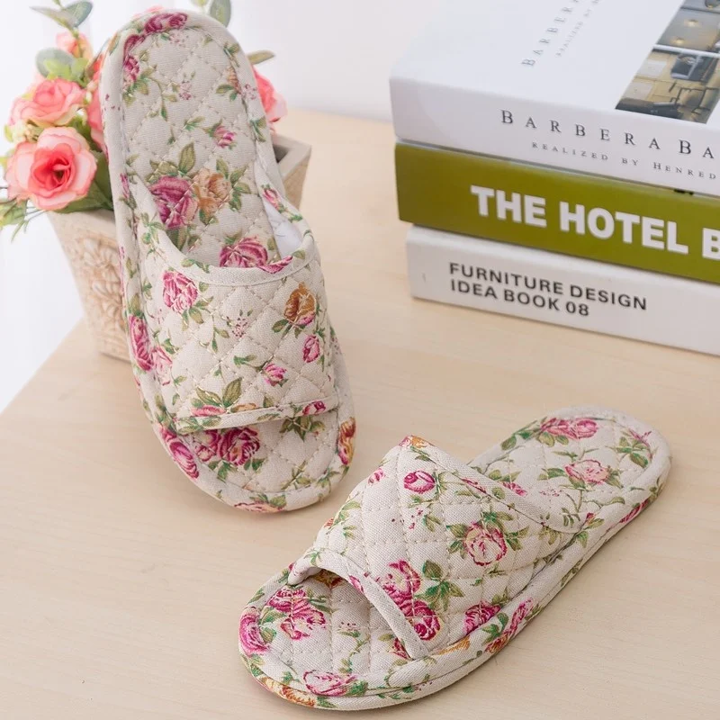 Новые бесшумные домашние тапочки из хлопка и льна для женщин и мужчин, парные, летние, моющиеся, удобные домашние тапочки
Новые бесшумные домашние тапочки из хлопка и льна для женщин и мужчин, парные, летние, моющиеся, удобные домашние тапочки