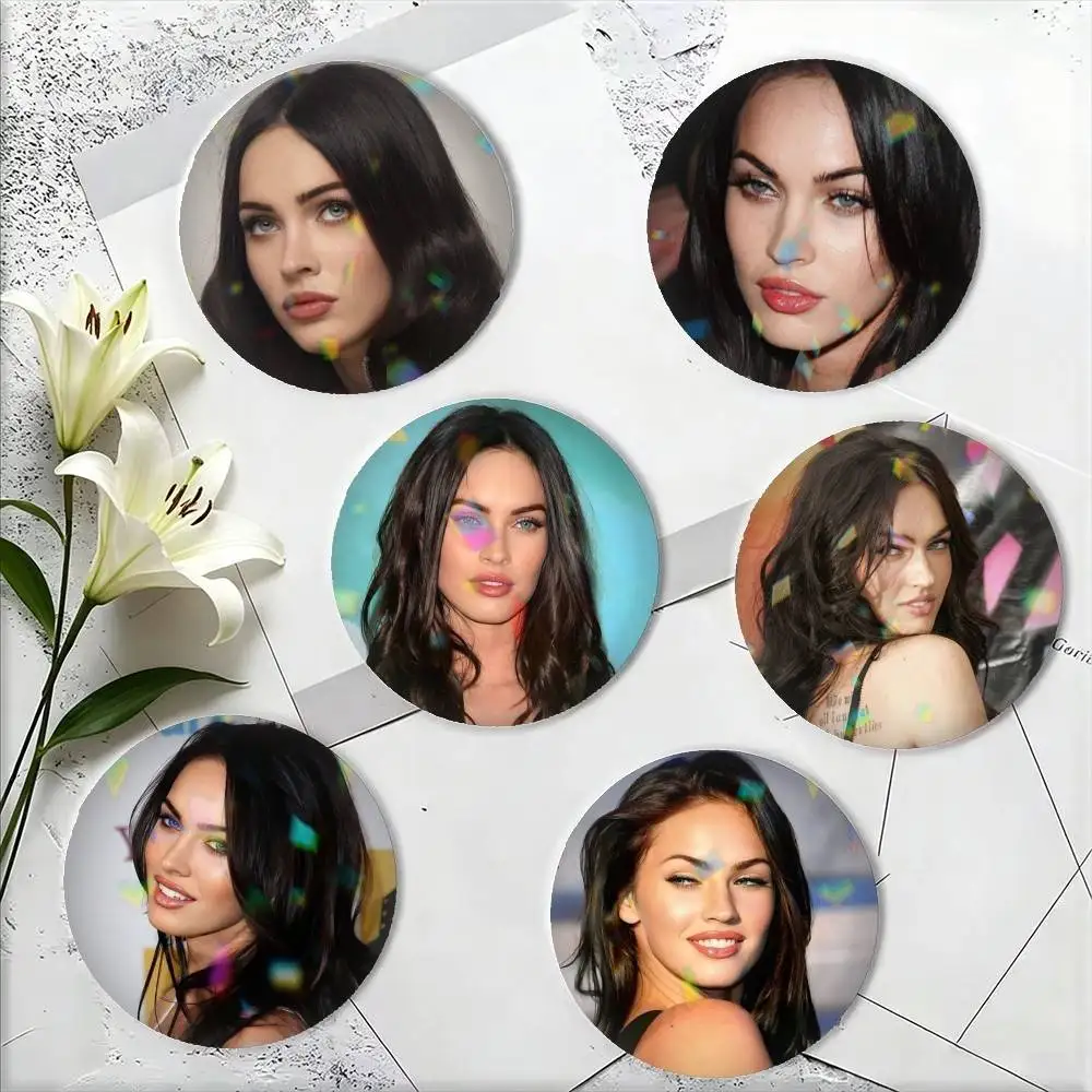 Megan Fox-X Actor Model 25 32 44 58 75mm Badges Personalized Round Brooches Pins Accessory Gift
Megan Fox-X Actor Model 25 32 44 58 75mm Badges Personalized Round Brooches Pins Accessory Gift