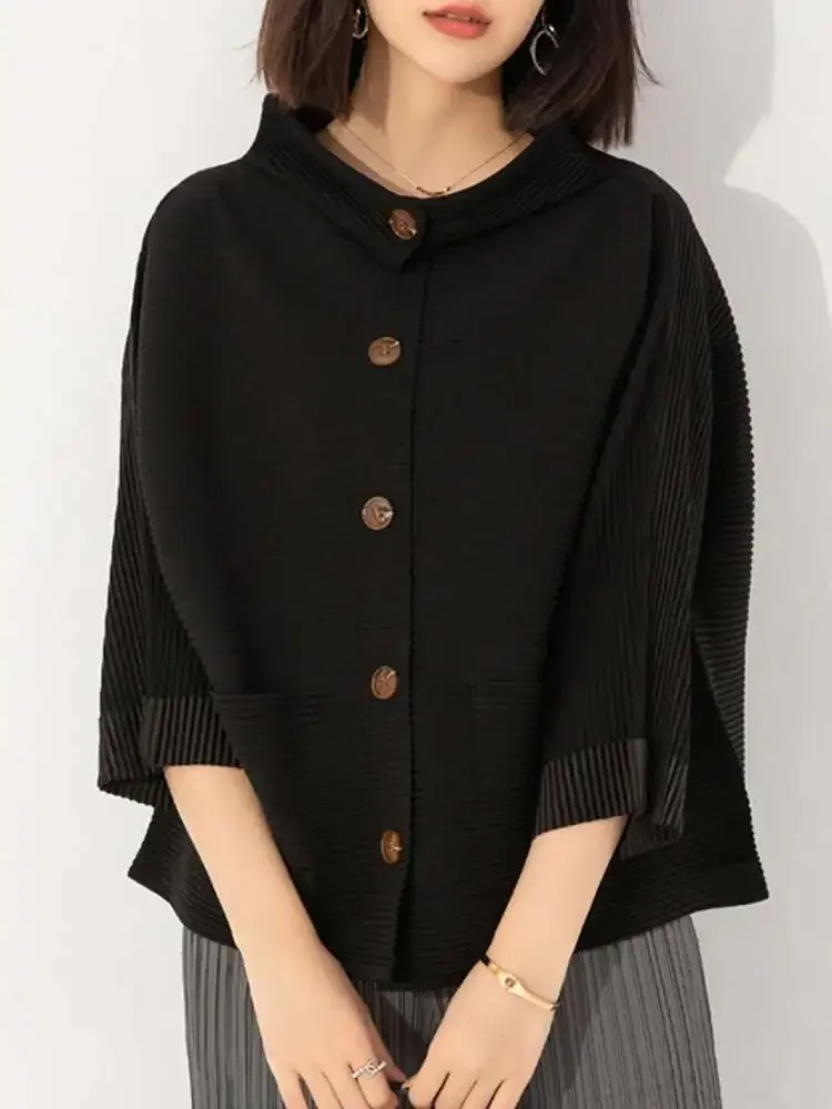 Fashion Casual Pleated Solid-colour Shirt Female Long-sleeved Single-breasted Loose Blouse Versatile Miyake 2025 Summer New
Fashion Casual Pleated Solid-colour Shirt Female Long-sleeved Single-breasted Loose Blouse Versatile Miyake 2025 Summer New