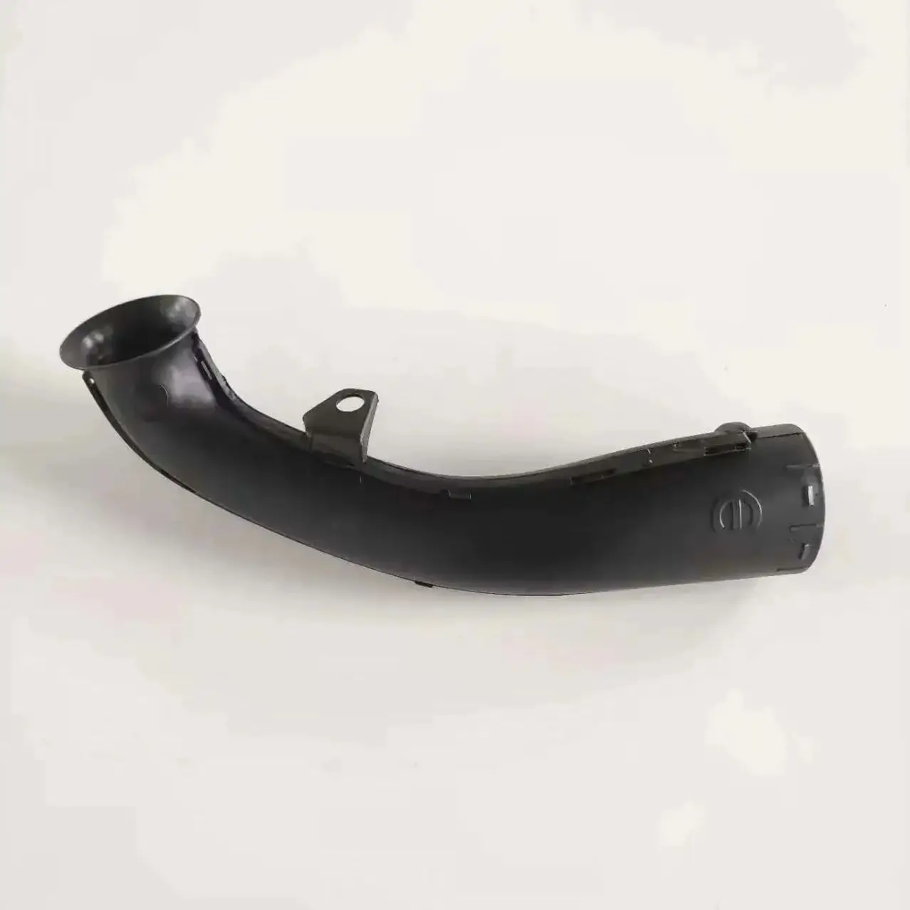 51938297 68256369AA 51938300 for 2015-2021 Jeep Renegade Engine Intake Adapter Car Accessories Auto Replacement Repair Parts New
51938297 68256369AA 51938300 for 2015-2021 Jeep Renegade Engine Intake Adapter Car Accessories Auto Replacement Repair Parts New