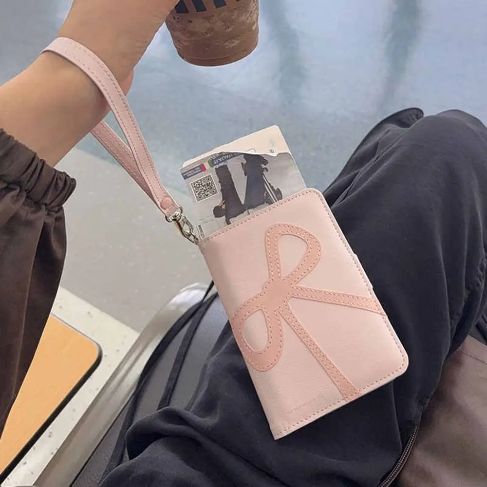 Креативный держатель для карт из ПУ с бантом, сумка для паспорта, кошелек, обложка для паспорта, дорожный кошелек, многофункциональный RFID-кошелек с защитой от кражи, сумка для хранения карт, мужской
Креативный держатель для карт из ПУ с бантом, сумка для паспорта, кошелек, обложка для паспорта, дорожный кошелек, многофункциональный RFID-кошелек с защитой от кражи, сумка для хранения карт, мужской