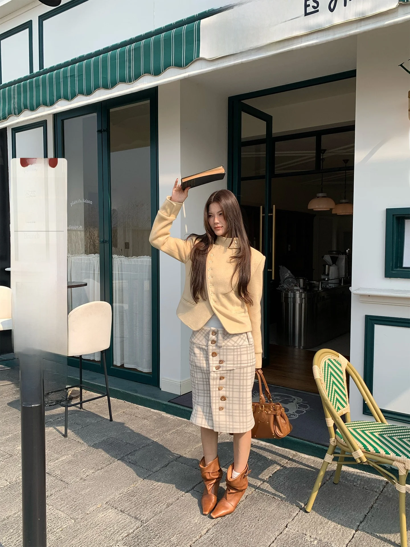 Vintage Plaid mid Waist Button Split Bodycon Midi Skirt Women's Slim Fit Half Skirt Polyester Rayon Nylon Spandex Blend
Vintage Plaid mid Waist Button Split Bodycon Midi Skirt Women's Slim Fit Half Skirt Polyester Rayon Nylon Spandex Blend