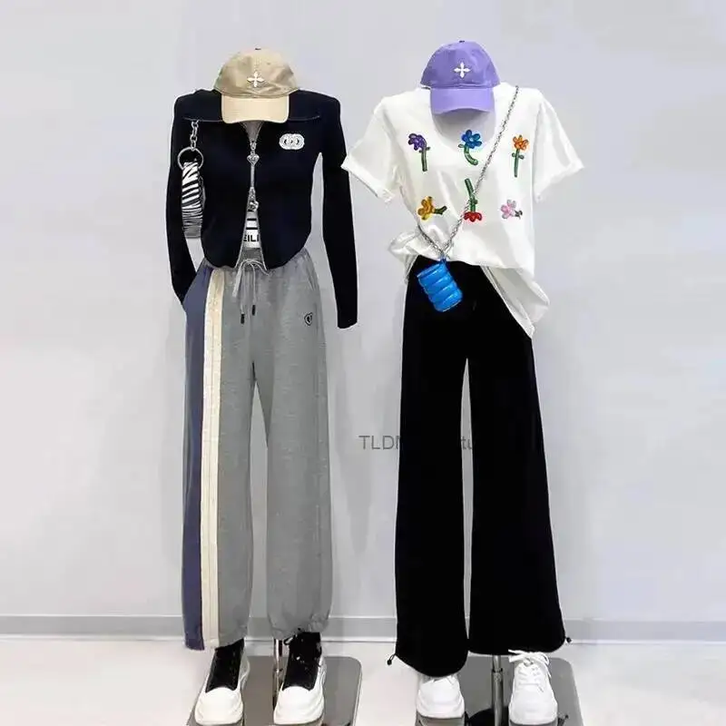 Right-angle Store Dummy Clothing Shoulder Women's Form Mannequin Flat Shoulder Garment Full Mannequin Stand Display Stand FYMQ
Right-angle Store Dummy Clothing Shoulder Women's Form Mannequin Flat Shoulder Garment Full Mannequin Stand Display Stand FYMQ
