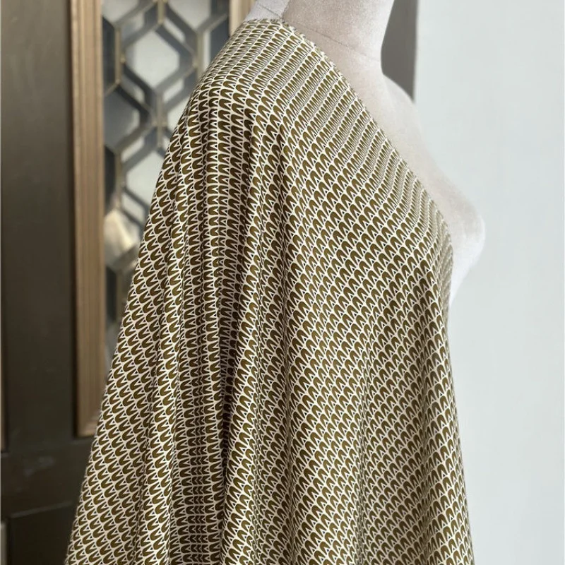 1 meter 65% Mulberry Silk 35% Cotton 24 momme Heavy Silk Fabric Khaki Waves Printed 135cm 53" wide by the yard JN712
1 meter 65% Mulberry Silk 35% Cotton 24 momme Heavy Silk Fabric Khaki Waves Printed 135cm 53" wide by the yard JN712