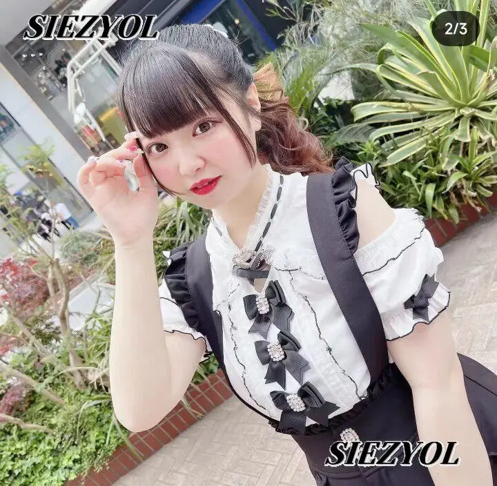 Sweet Girl Versatile Top Spring Summer New Japanese Style Three Bow Long Sleeve Shirt Stand Collar Off Shoulder Lace Blouse
Sweet Girl Versatile Top Spring Summer New Japanese Style Three Bow Long Sleeve Shirt Stand Collar Off Shoulder Lace Blouse