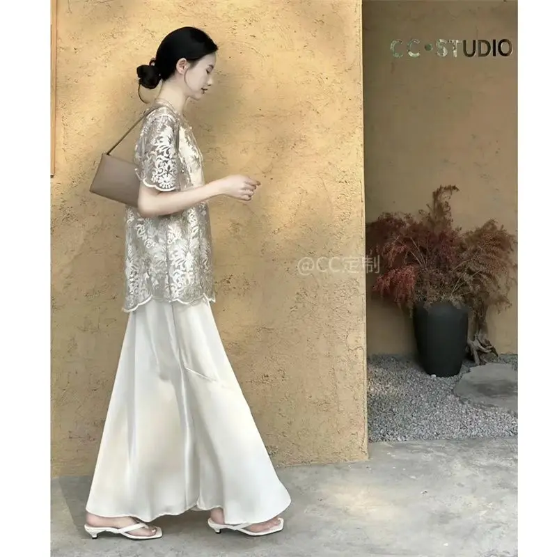 Miiiix Summer Short Sleeved Lace Vest Elegant and Luxury Top 2024 Women's Loose Skirt Set Two Piece Set Female Clothing
Miiiix Summer Short Sleeved Lace Vest Elegant and Luxury Top 2024 Women's Loose Skirt Set Two Piece Set Female Clothing