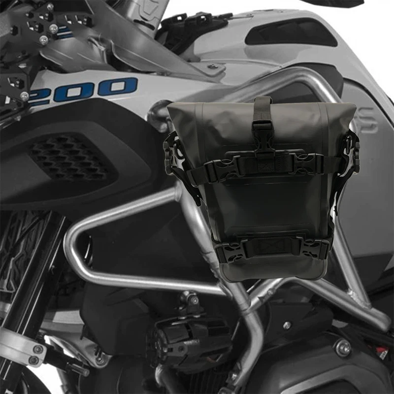 Universal Motorcycle Frame Crash Bar Waterproof Bag - Tool Storage Pouch for BMW R1200GS R1250GS Suzuki Honda Durable Protection
Universal Motorcycle Frame Crash Bar Waterproof Bag - Tool Storage Pouch for BMW R1200GS R1250GS Suzuki Honda Durable Protection