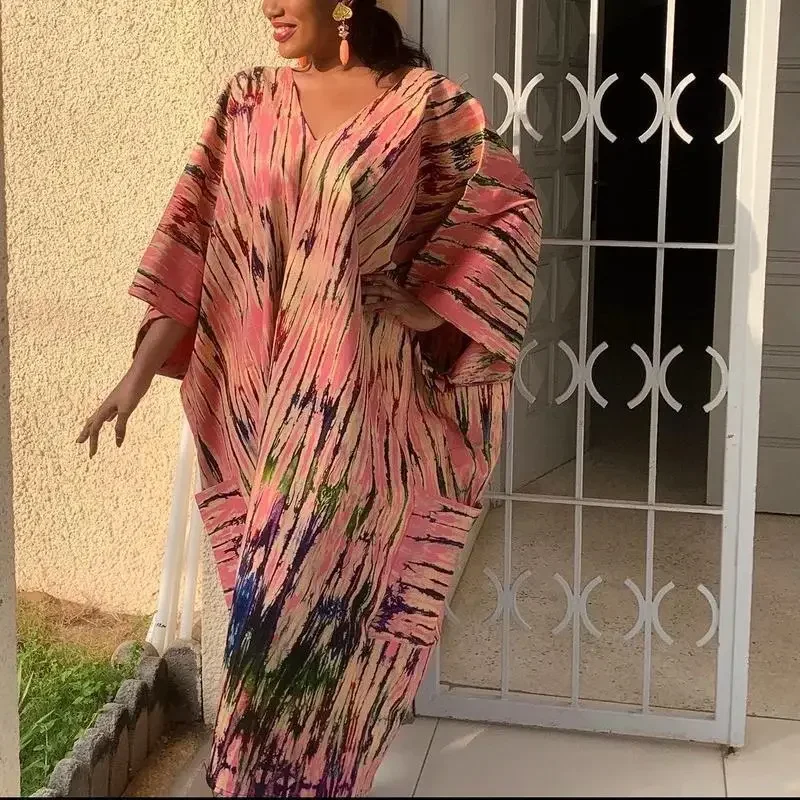 2022 Summer Fashion Style African Women V-neck Long Sleeve Polyester Dress Africa Clothing African Maxi Dresses for Women
2022 Summer Fashion Style African Women V-neck Long Sleeve Polyester Dress Africa Clothing African Maxi Dresses for Women