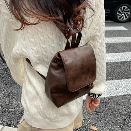 Korean Fashion Retro PU Backpack Women Spring and Summer Simplicity Trend Mini Backpack Small Double Shoulder Bag
Korean Fashion Retro PU Backpack Women Spring and Summer Simplicity Trend Mini Backpack Small Double Shoulder Bag
