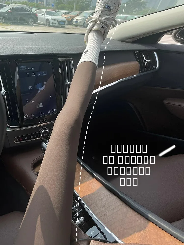 Матовые женские леггинсы для йоги весна-осень, тонкие, с узором под кожу акулы, с эффектом подтяжки живота и бедер, модные, брендовые, базовый слой, цвет CE
Матовые женские леггинсы для йоги весна-осень, тонкие, с узором под кожу акулы, с эффектом подтяжки живота и бедер, модные, брендовые, базовый слой, цвет CE