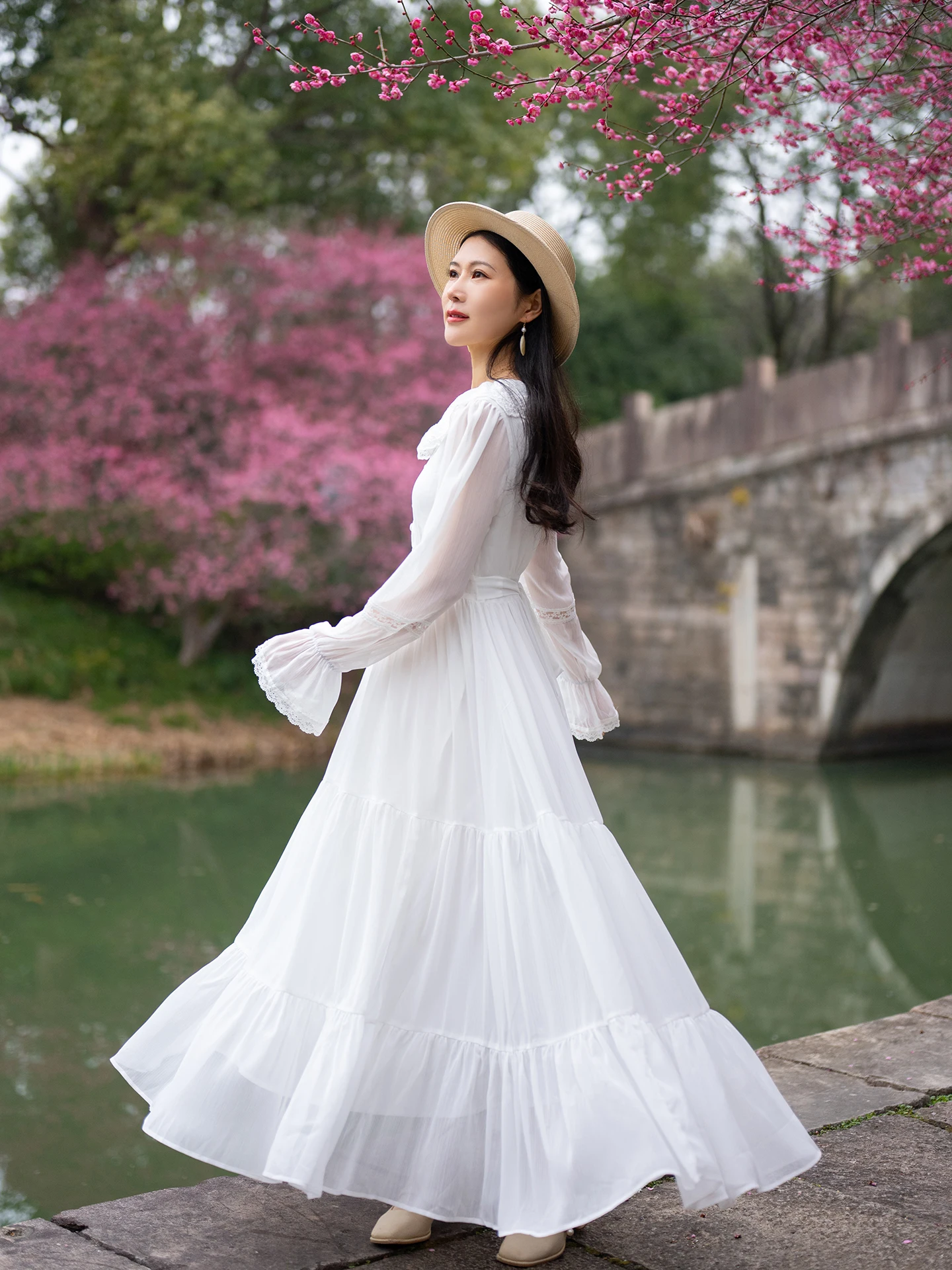 Retro Ideal Tridec Women's White Lace Splicing Chiffon Fairy Skirt Long Dr Cake Skirt V-ne Long Sve High Waist Gown
Retro Ideal Tridec Women's White Lace Splicing Chiffon Fairy Skirt Long Dr Cake Skirt V-ne Long Sve High Waist Gown