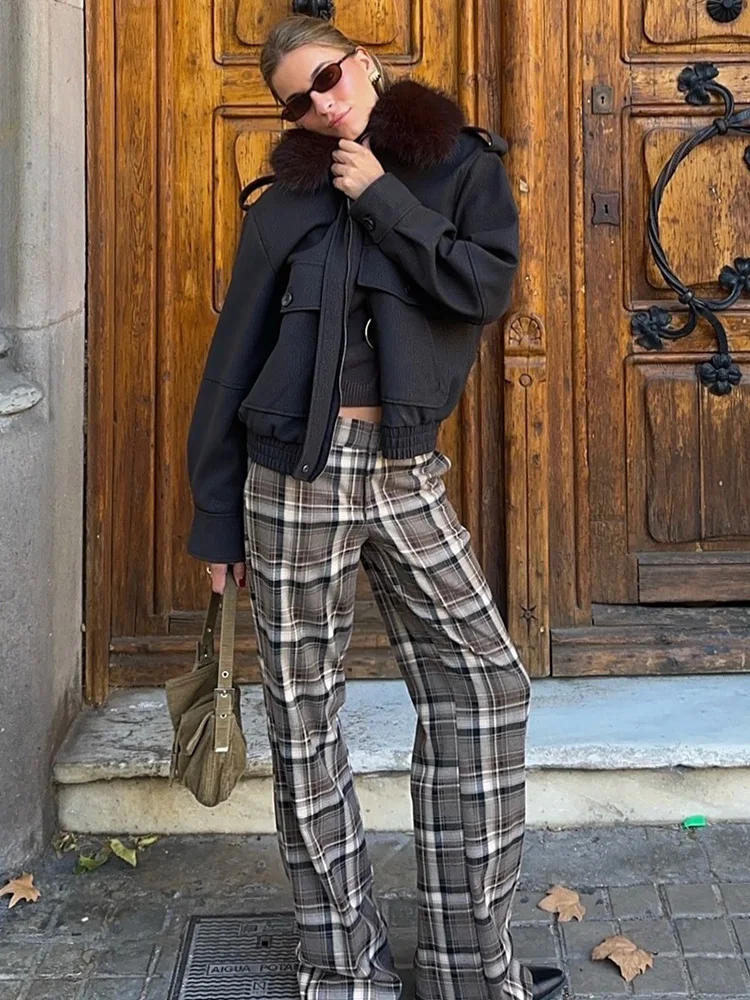 HH женские 2023 новые модные универсальные клетчатые брюки женские уличные повседневные шерстяные плиссированные длинные брюки со средней талией Mujer
HH женские 2023 новые модные универсальные клетчатые брюки женские уличные повседневные шерстяные плиссированные длинные брюки со средней талией Mujer