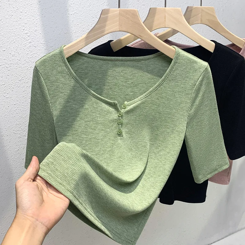 Round neck, three-quarter sleevestWomen's-shirt2024New early autumn women's slimming and figure-flattering top, thin mid-sleev
Round neck, three-quarter sleevestWomen's-shirt2024New early autumn women's slimming and figure-flattering top, thin mid-sleev