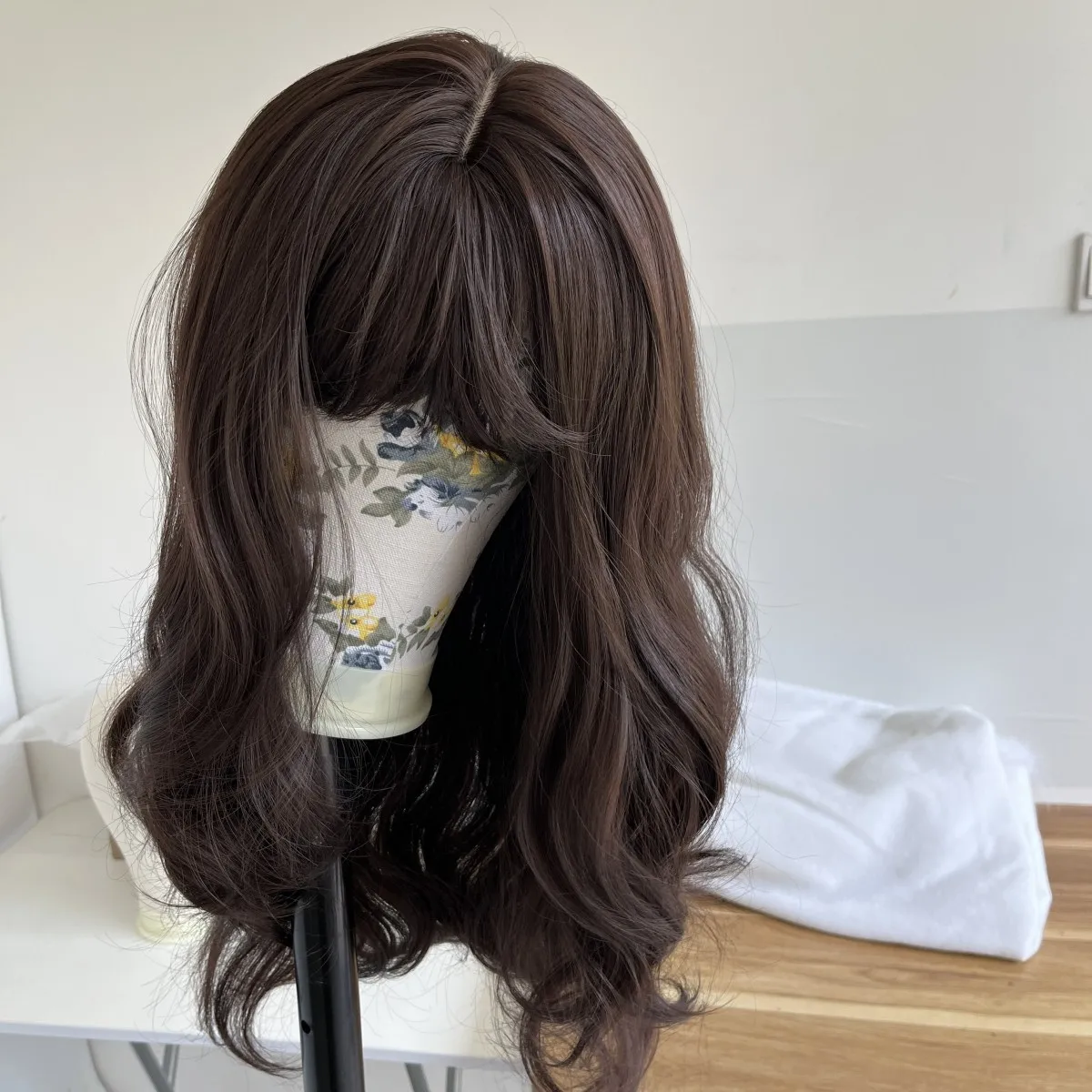 Dark brown Dress Up Wig With Fringe Synthetic Hair Heat Resistant Long Wavy
Dark brown Dress Up Wig With Fringe Synthetic Hair Heat Resistant Long Wavy
