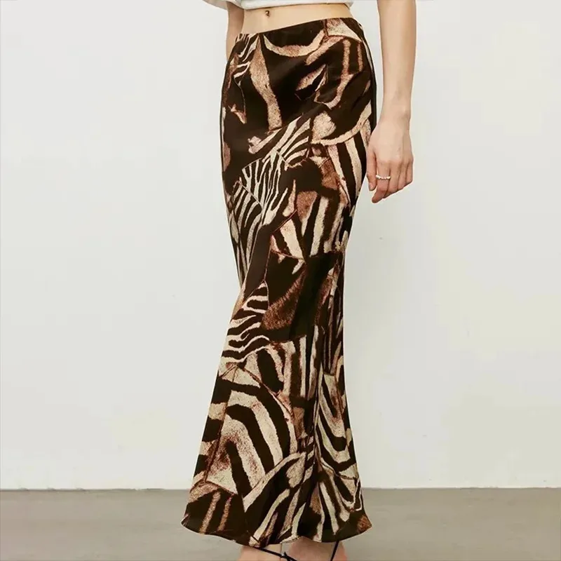 French Style Women 100% Silk Zebra Printed Slim A-line Midi Skirt Elegant All Match Elastic Waist Half Body Dress 25315144
French Style Women 100% Silk Zebra Printed Slim A-line Midi Skirt Elegant All Match Elastic Waist Half Body Dress 25315144