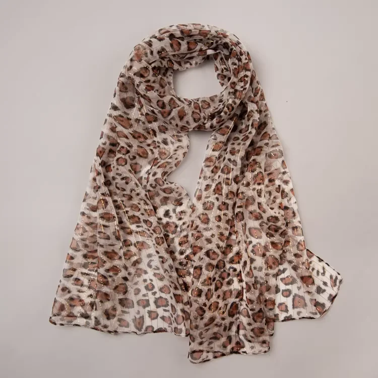 100% Nature Silk Scarf for Women Autumn Spring Spain Style Leopard Animal Print Neck Scarves Muffler Ladies Accessories
100% Nature Silk Scarf for Women Autumn Spring Spain Style Leopard Animal Print Neck Scarves Muffler Ladies Accessories