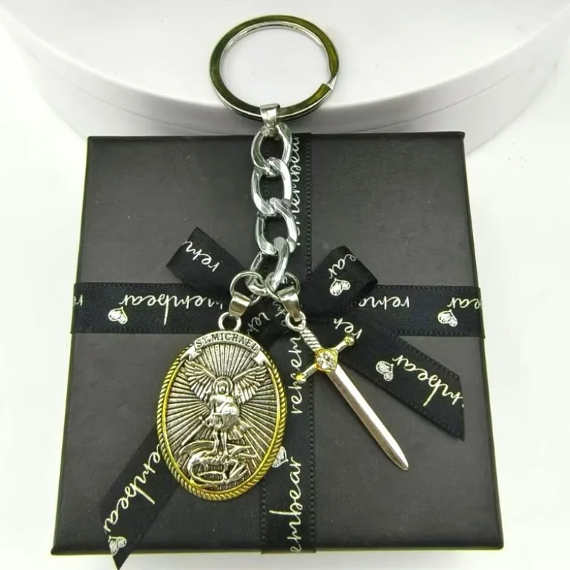 1pcs Pendant Archangel Pendant Necklace Alloy Jewelry Necklace Vintage Cross Keychain Pendant Zinc Alloy Metal Keychain
1pcs Pendant Archangel Pendant Necklace Alloy Jewelry Necklace Vintage Cross Keychain Pendant Zinc Alloy Metal Keychain