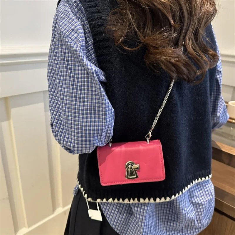 2025 New High-end Ladies Leather Crossbody Handbag Luxury Brand Famous Designer Trendy Paris Classic
2025 New High-end Ladies Leather Crossbody Handbag Luxury Brand Famous Designer Trendy Paris Classic