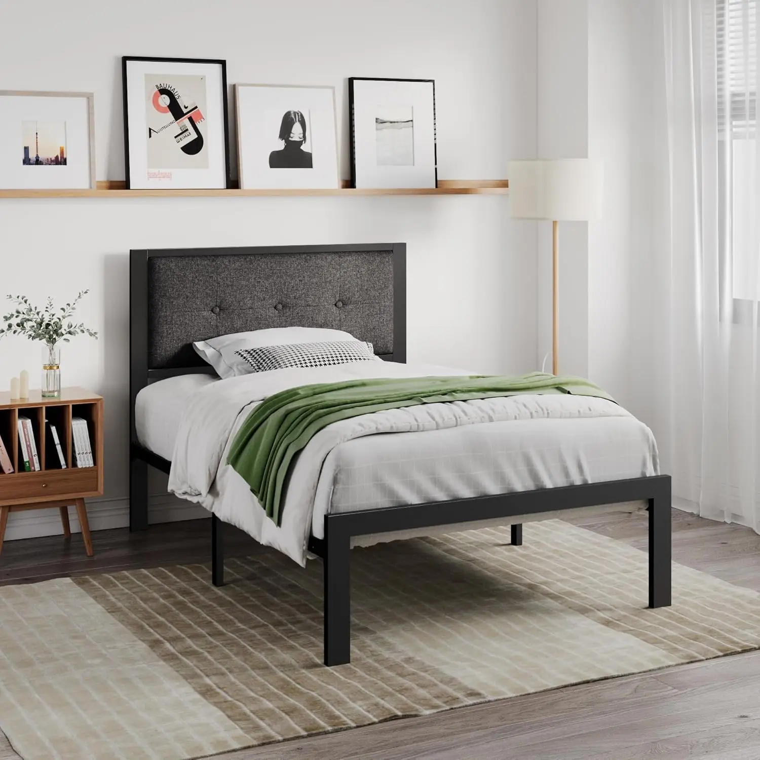 Twin Size Platform Bed Frame With Upholstered Headboard, Metal Slats Support, Button Tufted Square Stitched Headboard, Noise
Twin Size Platform Bed Frame With Upholstered Headboard, Metal Slats Support, Button Tufted Square Stitched Headboard, Noise