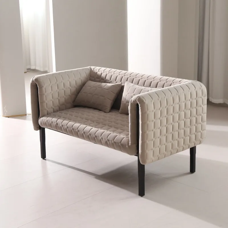 Italian fabric special-shaped sofa leisure chair simple modern living room light luxury small apartment designer furniture
Italian fabric special-shaped sofa leisure chair simple modern living room light luxury small apartment designer furniture