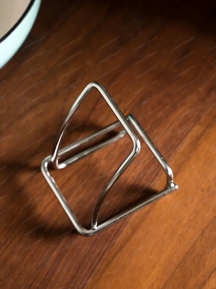 Кронштейн для сидения крышки кастрюли, тонкая разделочная доска, подставка для разделочной доски, столешница, артефакт крышки кастрюли из нержавеющей стали 304.
Кронштейн для сидения крышки кастрюли, тонкая разделочная доска, подставка для разделочной доски, столешница, артефакт крышки кастрюли из нержавеющей стали 304.