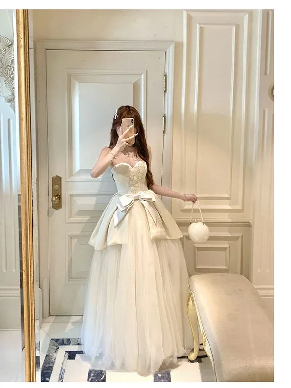 Elegant Off-Shoulder Long Evening Gown Women's 18th Birthday Student Ball Ceremony Polyester Fiber Short Sleeve Floor-Length
Elegant Off-Shoulder Long Evening Gown Women's 18th Birthday Student Ball Ceremony Polyester Fiber Short Sleeve Floor-Length