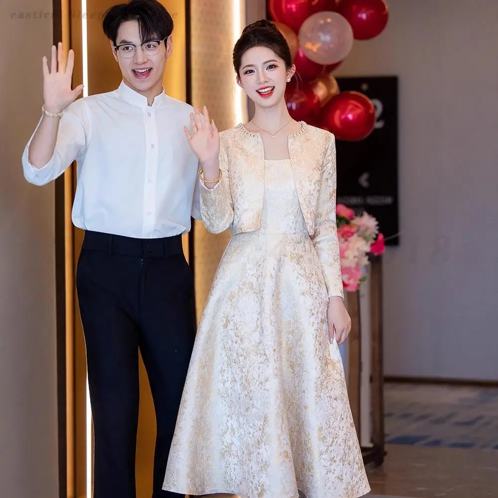 Женское элегантное платье, комплект, сексуальное платье на подтяжках, пальто с длинными рукавами, легкое роскошное темпераментное платье Cheongsam для невесты, помолвка, Vestidos
Женское элегантное платье, комплект, сексуальное платье на подтяжках, пальто с длинными рукавами, легкое роскошное темпераментное платье Cheongsam для невесты, помолвка, Vestidos