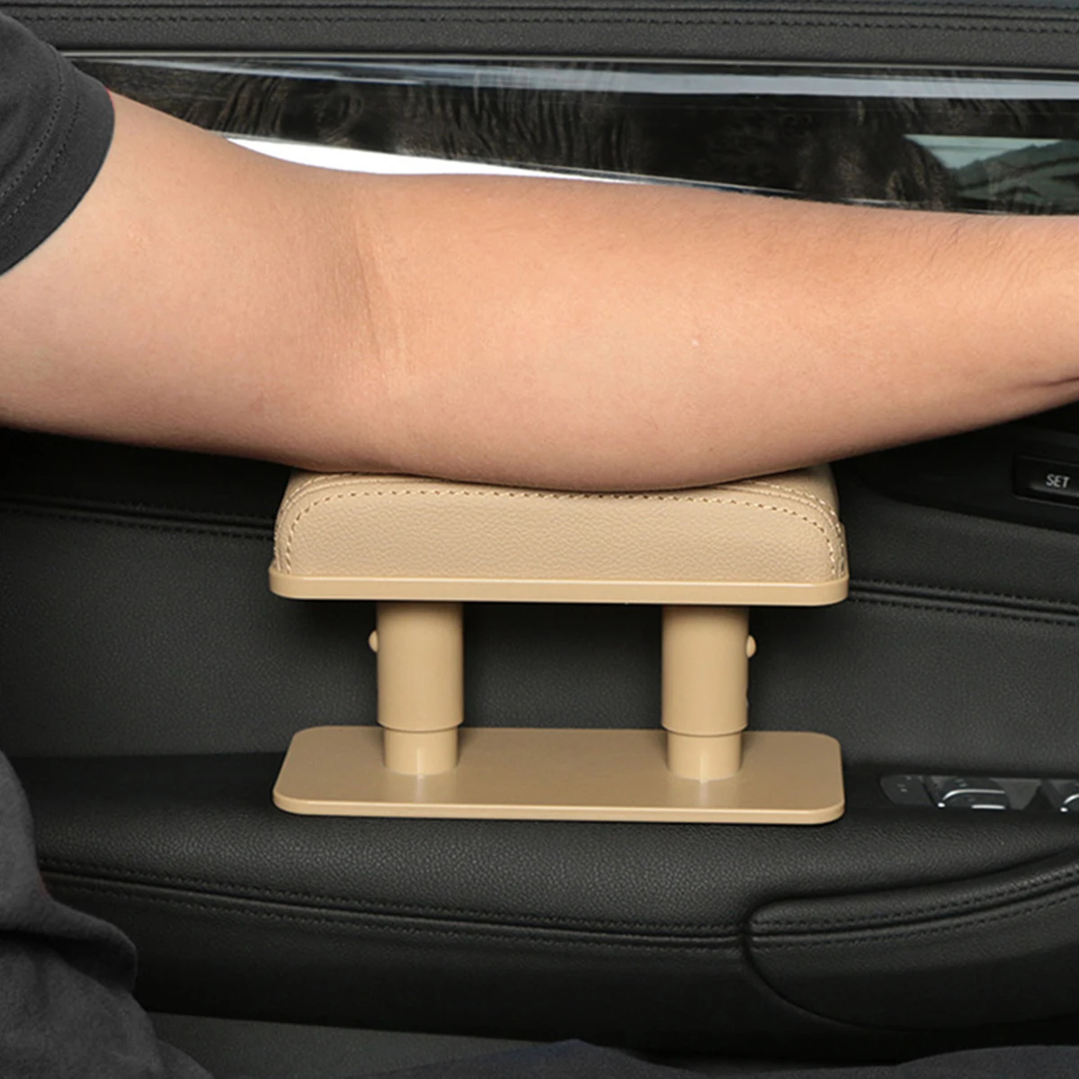 Universal 1PC Car Armrest Box Pad Soft PU Protective Cushion Comfortable Grey Decorative Minimalist Armrest Box Mat Car
Universal 1PC Car Armrest Box Pad Soft PU Protective Cushion Comfortable Grey Decorative Minimalist Armrest Box Mat Car