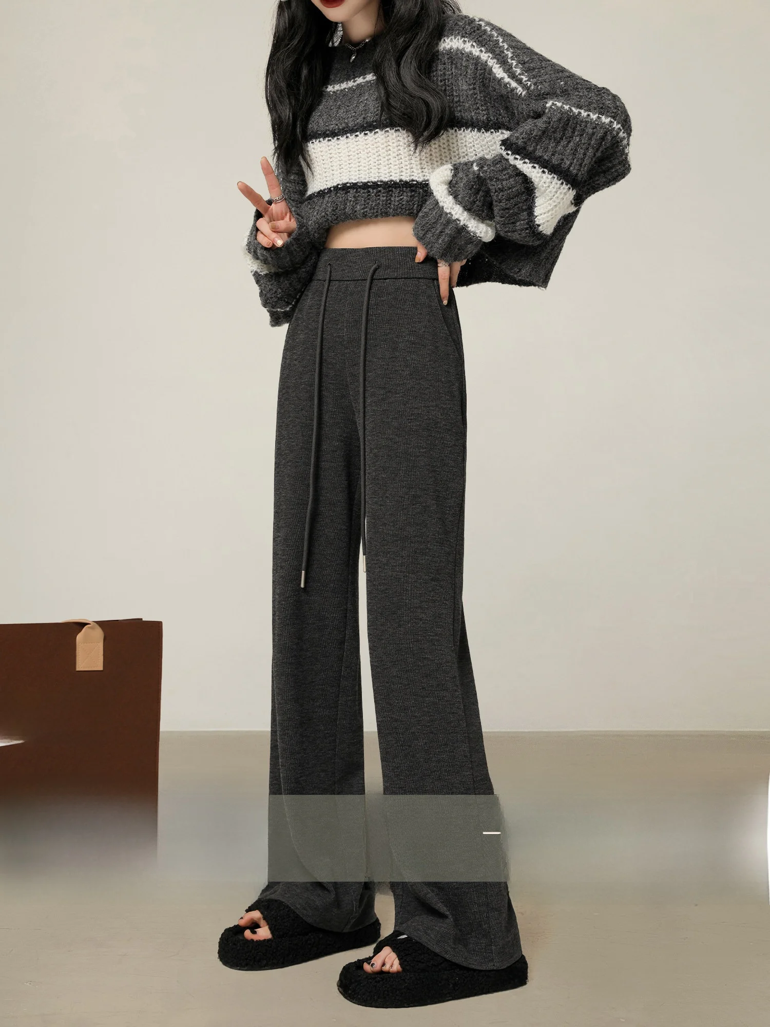 Gray Glutinous Rice Pants Women's Autumn Winter Soft Drapey Casual Knitted Trousers High Waist Straight Leg Fleece Lined
Gray Glutinous Rice Pants Women's Autumn Winter Soft Drapey Casual Knitted Trousers High Waist Straight Leg Fleece Lined