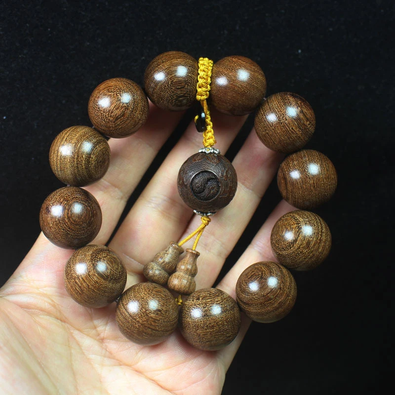 Golden Sandalwood 20mm Bead Bracelet, Men's Feng Shui Amulet Bracelet, Chinese Style Elegant Buddhist Prayer Beads
Golden Sandalwood 20mm Bead Bracelet, Men's Feng Shui Amulet Bracelet, Chinese Style Elegant Buddhist Prayer Beads