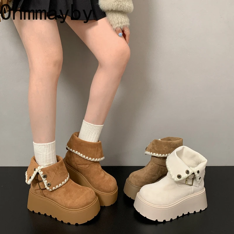 Зимние модные массивные женские ботильоны, увеличивающие рост, женская короткая плюшевая обувь, женские короткие ботильоны на платформе с пряжкой на ремне
Зимние модные массивные женские ботильоны, увеличивающие рост, женская короткая плюшевая обувь, женские короткие ботильоны на платформе с пряжкой на ремне