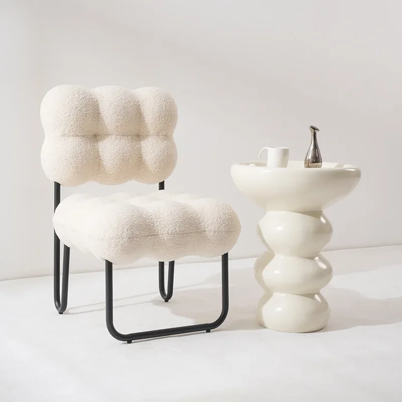 small coffee table mini Internet celebrity bedside small table sofa side table
small coffee table mini Internet celebrity bedside small table sofa side table